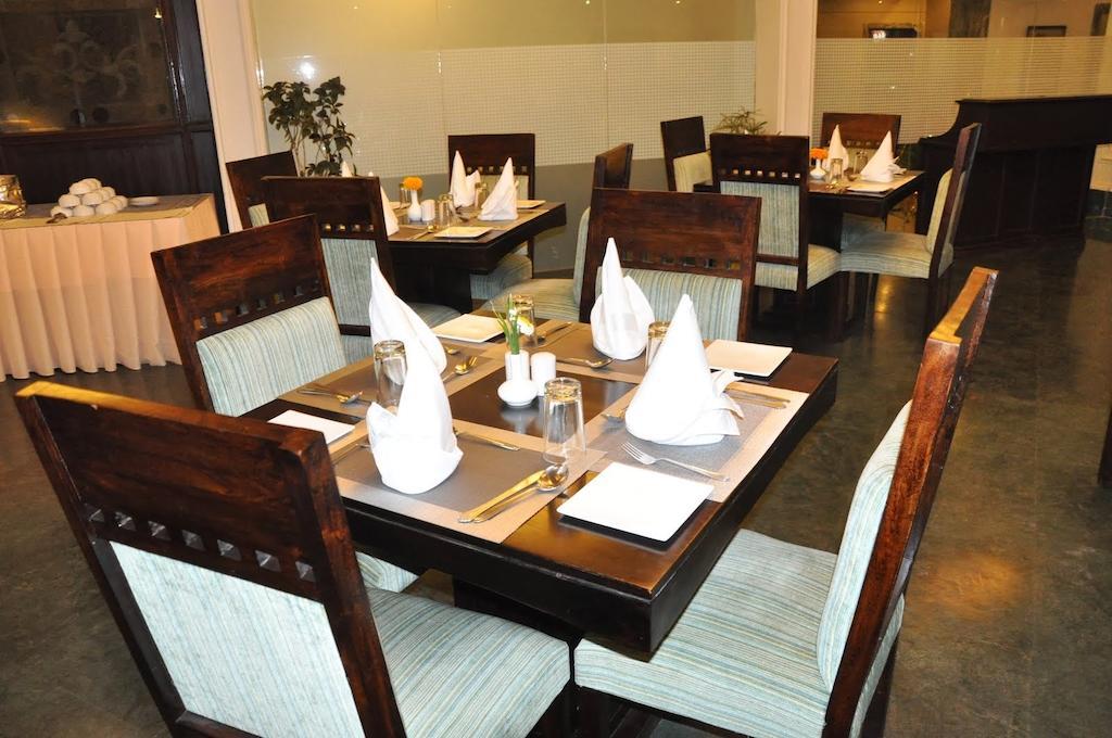 ג'איפור Hotel Empire Regency מראה חיצוני תמונה